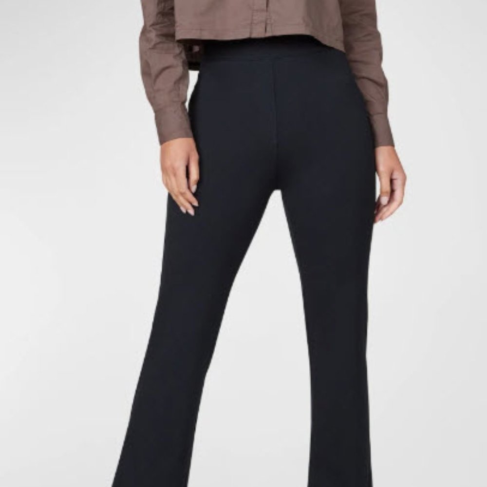 Spanx Kick flare pants size Large